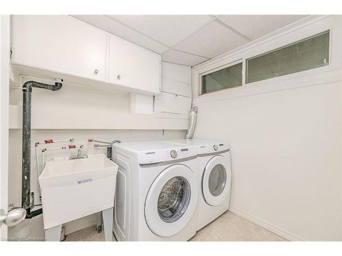 5479 Schueller Crescent, Burlington, ON - Indoor Photo Showing Laundry Room