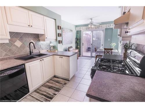 11 Tomahawk Drive, Grimsby, ON - Indoor Photo Showing Kitchen With Double Sink