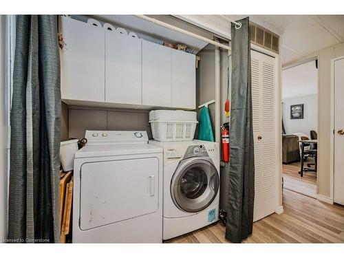 148 Maple Crescent, Flamborough, ON - Indoor Photo Showing Laundry Room