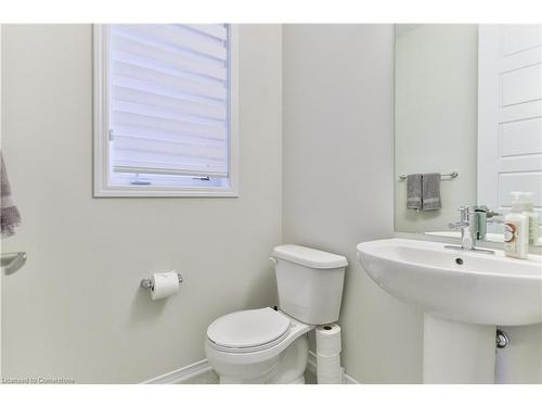 23-8273 Tulip Tree Drive, Niagara Falls, ON - Indoor Photo Showing Bathroom