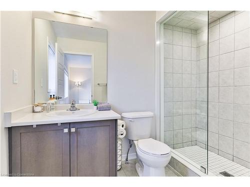 23-8273 Tulip Tree Drive, Niagara Falls, ON - Indoor Photo Showing Bathroom