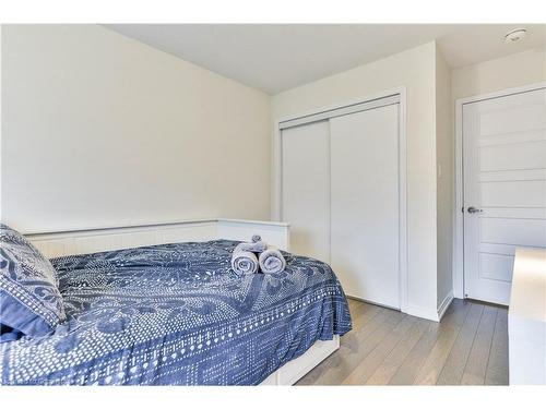 23-8273 Tulip Tree Drive, Niagara Falls, ON - Indoor Photo Showing Bedroom