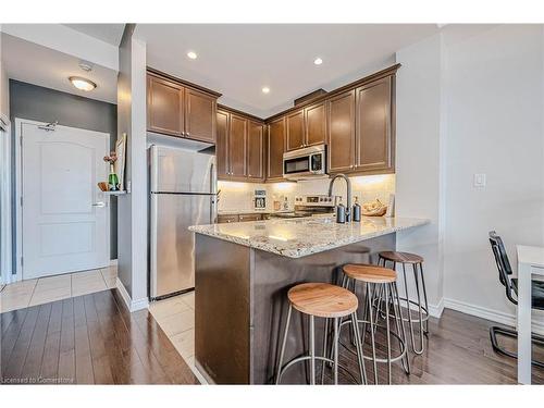 510-5327 Upper Middle Road, Burlington, ON - Indoor Photo Showing Kitchen With Upgraded Kitchen