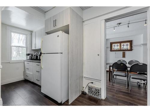 1225 King Street W, Hamilton, ON - Indoor Photo Showing Kitchen