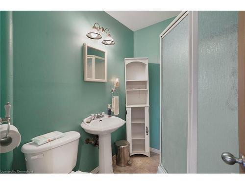 296 Julian Avenue, Hamilton, ON - Indoor Photo Showing Bathroom