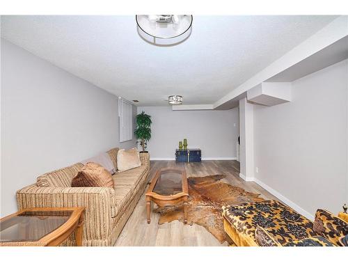 325 Brookfield Boulevard, Dunnville, ON - Indoor Photo Showing Other Room