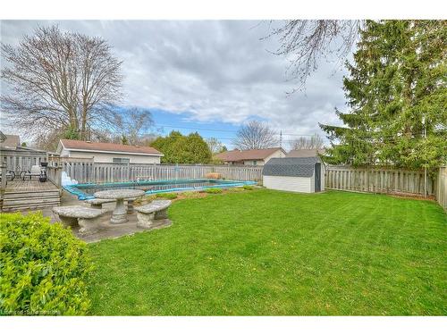 325 Brookfield Boulevard, Dunnville, ON - Outdoor With Backyard