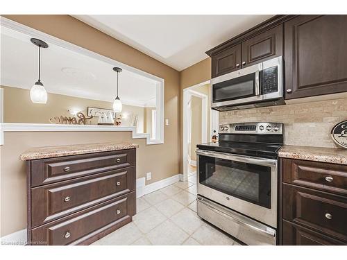 278 East 12Th Street, Hamilton, ON - Indoor Photo Showing Kitchen