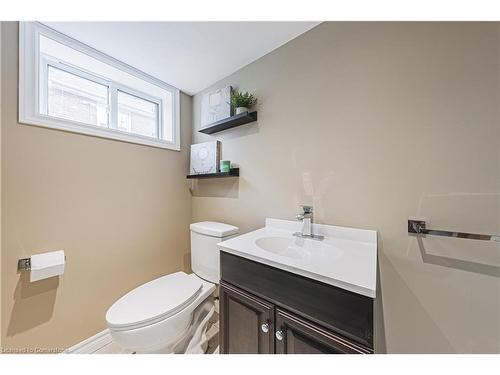 278 East 12Th Street, Hamilton, ON - Indoor Photo Showing Bathroom