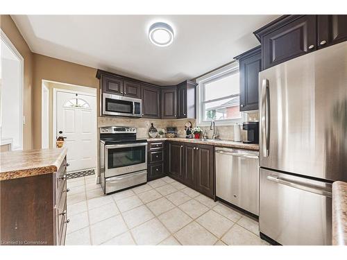 278 East 12Th Street, Hamilton, ON - Indoor Photo Showing Kitchen