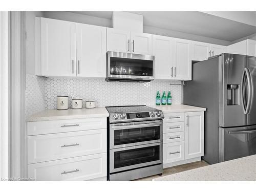 271 Dalgleish Trail, Hamilton, ON - Indoor Photo Showing Kitchen With Stainless Steel Kitchen