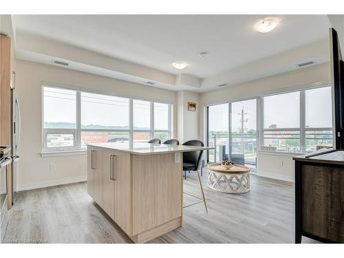 416-121 #8 Highway, Stoney Creek, ON - Indoor Photo Showing Kitchen