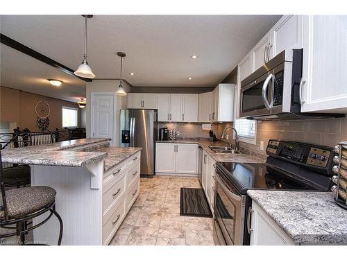 44 Backus Drive Drive, Port Rowan, ON - Indoor Photo Showing Kitchen With Double Sink With Upgraded Kitchen