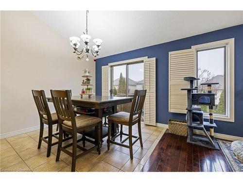 76 Redfern Avenue, Hamilton, ON - Indoor Photo Showing Dining Room