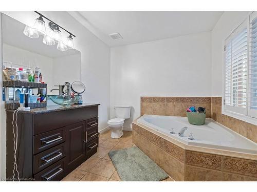 76 Redfern Avenue, Hamilton, ON - Indoor Photo Showing Bathroom