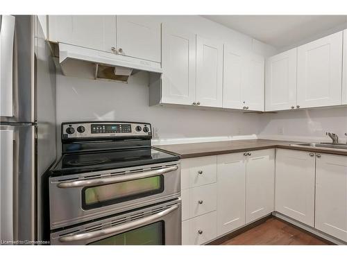 76 Redfern Avenue, Hamilton, ON - Indoor Photo Showing Kitchen