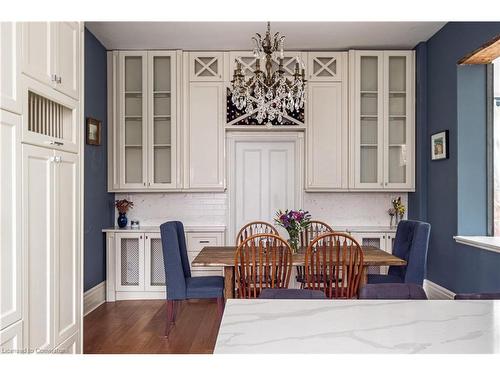 347 Queen Street S, Hamilton, ON - Indoor Photo Showing Dining Room