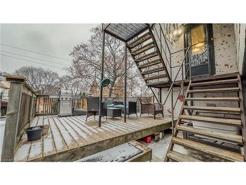 347 Queen Street S, Hamilton, ON - Outdoor