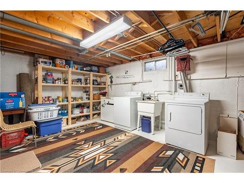 95-185 Denistoun Street, Welland, ON - Indoor Photo Showing Laundry Room