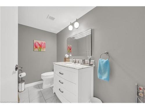 406-700 Dynes Road, Burlington, ON - Indoor Photo Showing Bathroom