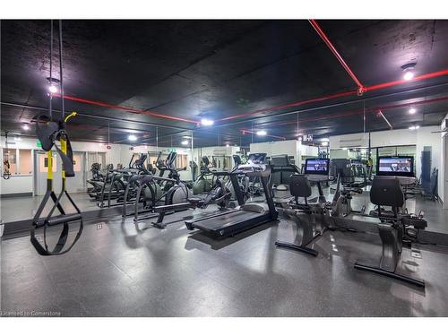 406-700 Dynes Road, Burlington, ON - Indoor Photo Showing Gym Room