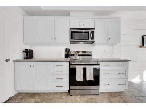 80 Myers Lane, Ancaster, ON - Indoor Photo Showing Kitchen