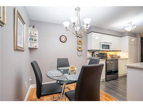 107-980 Golf Links Road, Ancaster, ON - Indoor Photo Showing Dining Room