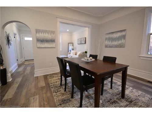 66 Dundurn Street N, Hamilton, ON - Indoor Photo Showing Dining Room