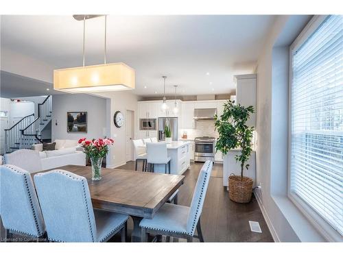 27 Willow Bank Common, St. Catharines, ON - Indoor Photo Showing Dining Room