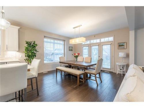 27 Willow Bank Common, St. Catharines, ON - Indoor Photo Showing Dining Room