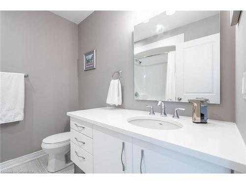 27 Willow Bank Common, St. Catharines, ON - Indoor Photo Showing Bathroom