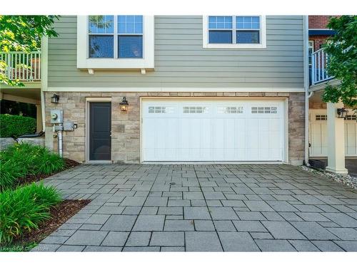 27 Willow Bank Common, St. Catharines, ON - Outdoor