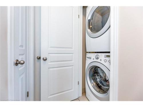 4184 Galileo Common, Burlington, ON - Indoor Photo Showing Laundry Room