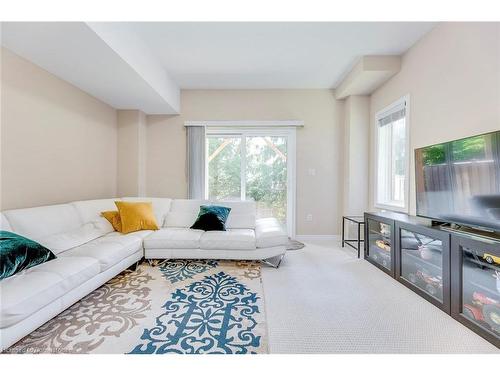 4184 Galileo Common, Burlington, ON - Indoor Photo Showing Living Room