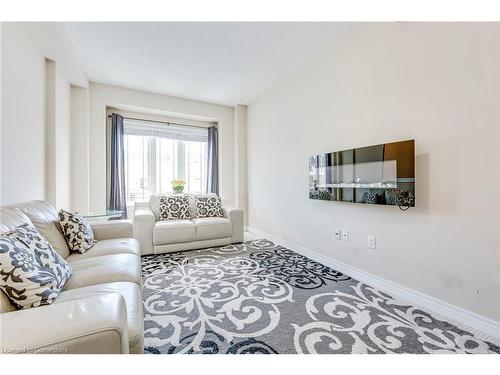 4184 Galileo Common, Burlington, ON - Indoor Photo Showing Living Room