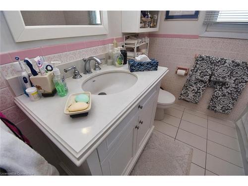 80A Maclennan Avenue, Hamilton, ON - Indoor Photo Showing Bathroom