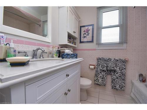 80A Maclennan Avenue, Hamilton, ON - Indoor Photo Showing Bathroom