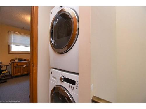 80A Maclennan Avenue, Hamilton, ON - Indoor Photo Showing Laundry Room