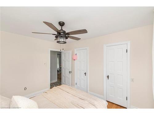 2 Mountain Brow Boulevard, Hamilton, ON - Indoor Photo Showing Bedroom