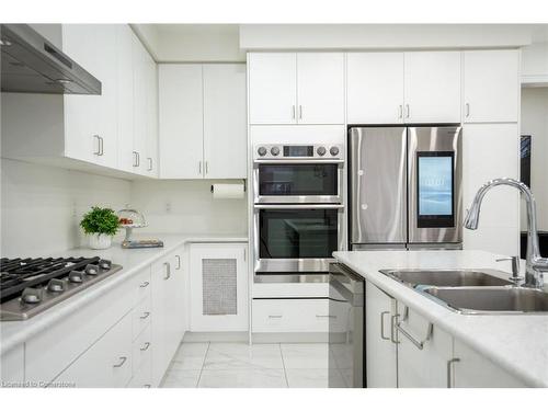 158 Agro Street, Waterdown, ON - Indoor Photo Showing Kitchen With Double Sink With Upgraded Kitchen