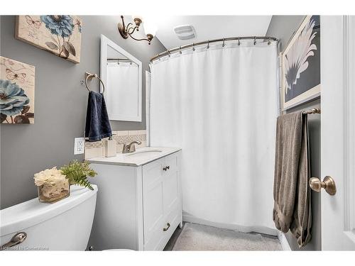 766 Upper Gage Avenue, Hamilton, ON - Indoor Photo Showing Bathroom