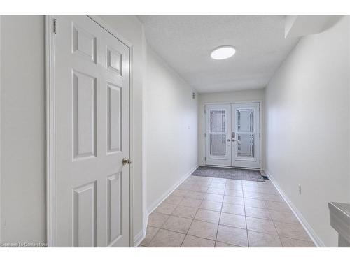 5144 Porter Street, Burlington, ON - Indoor Photo Showing Other Room