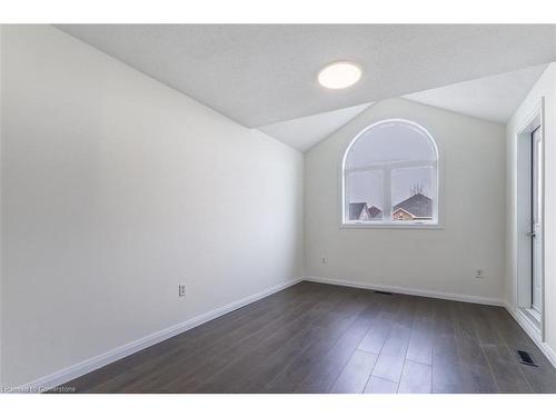 5144 Porter Street, Burlington, ON - Indoor Photo Showing Other Room