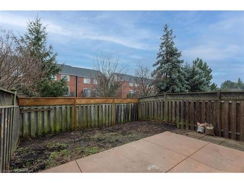 5144 Porter Street, Burlington, ON - Outdoor