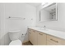 607-220 Cannon Street E, Hamilton, ON  - Indoor Photo Showing Bathroom 