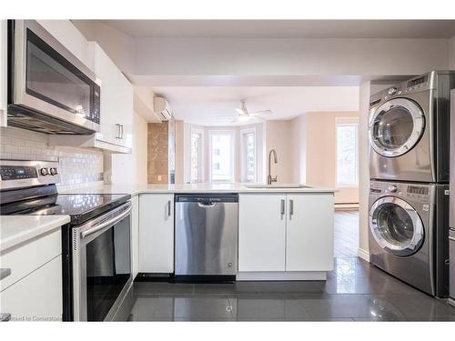 2-138 Bold Street, Hamilton, ON - Indoor Photo Showing Laundry Room