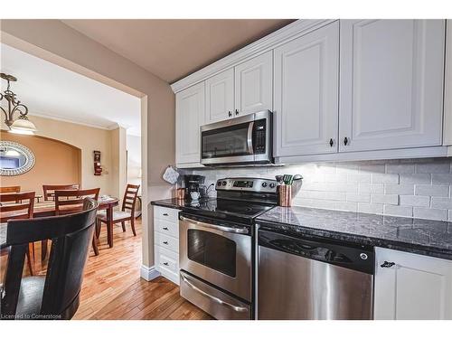 1 South Oval, Hamilton, ON - Indoor Photo Showing Kitchen