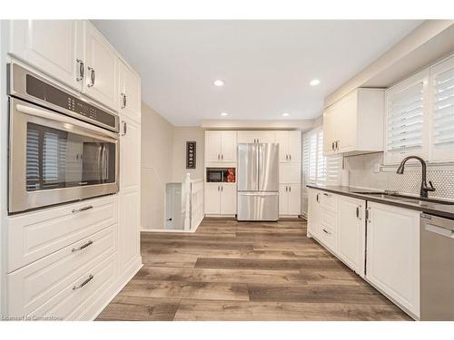 5 Orsi Road, Caledon, ON - Indoor Photo Showing Kitchen