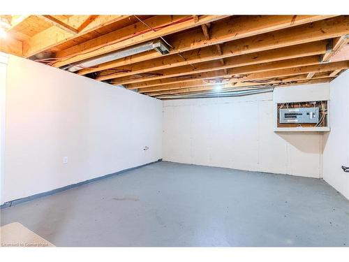 9-523 Parkview Crescent, Cambridge, ON - Indoor Photo Showing Basement