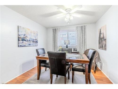 9-523 Parkview Crescent, Cambridge, ON - Indoor Photo Showing Dining Room